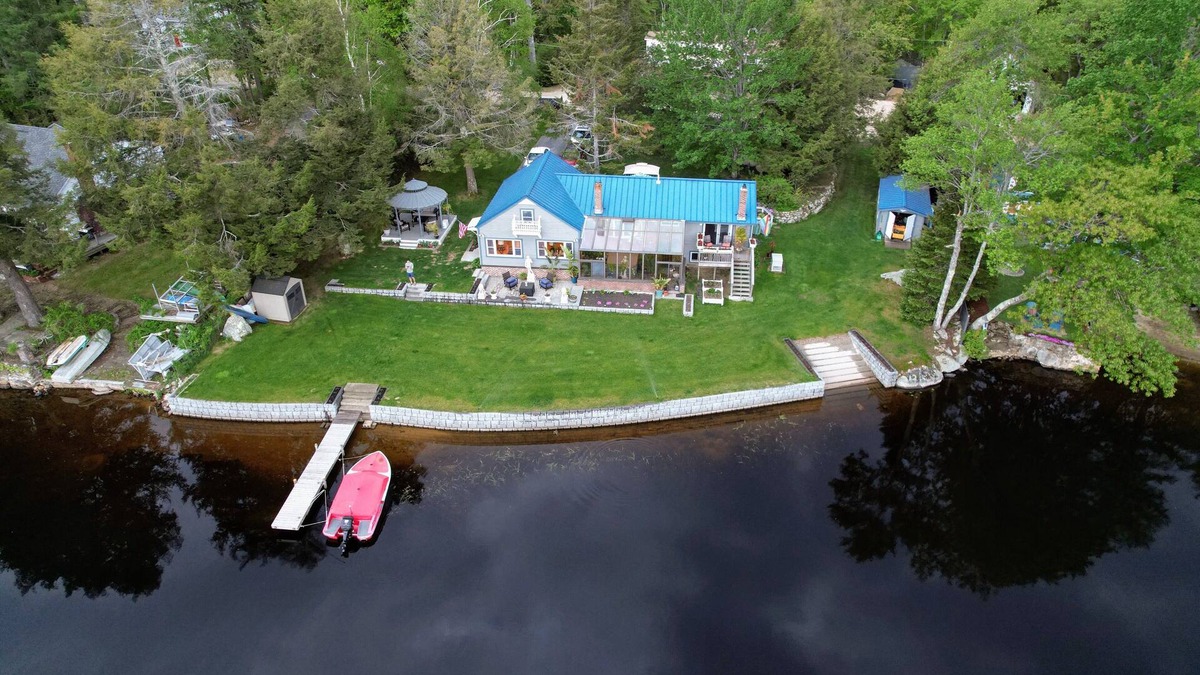 Northwood Cottage | Welcome to the Lake