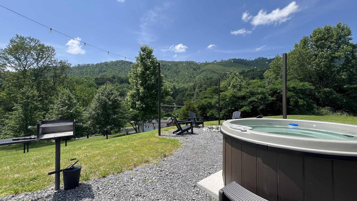 Walland House | Welcome to The Little Dipper!