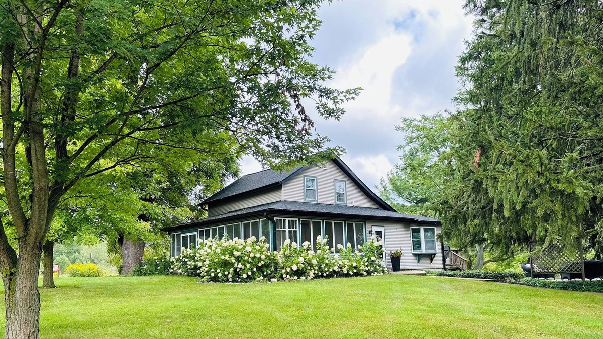 Three Oaks Other | Welcome to the Mill! Charming Three Oaks Farmhouse-Dog friendly on 2 acres.
