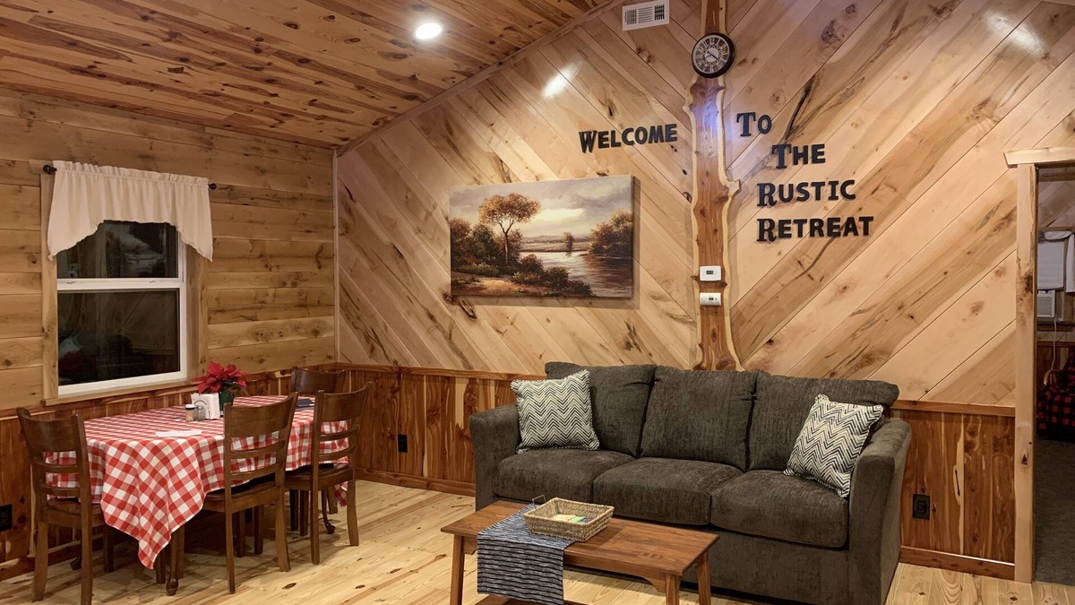 Dundas Cabin | Welcome to The Rustic Retreat where you can rest and relax.