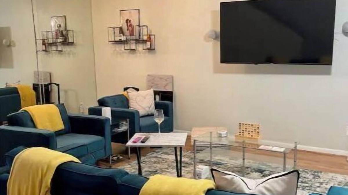 Westchase House | Welcome To The Selfie House! 15 Mins From Galleria!