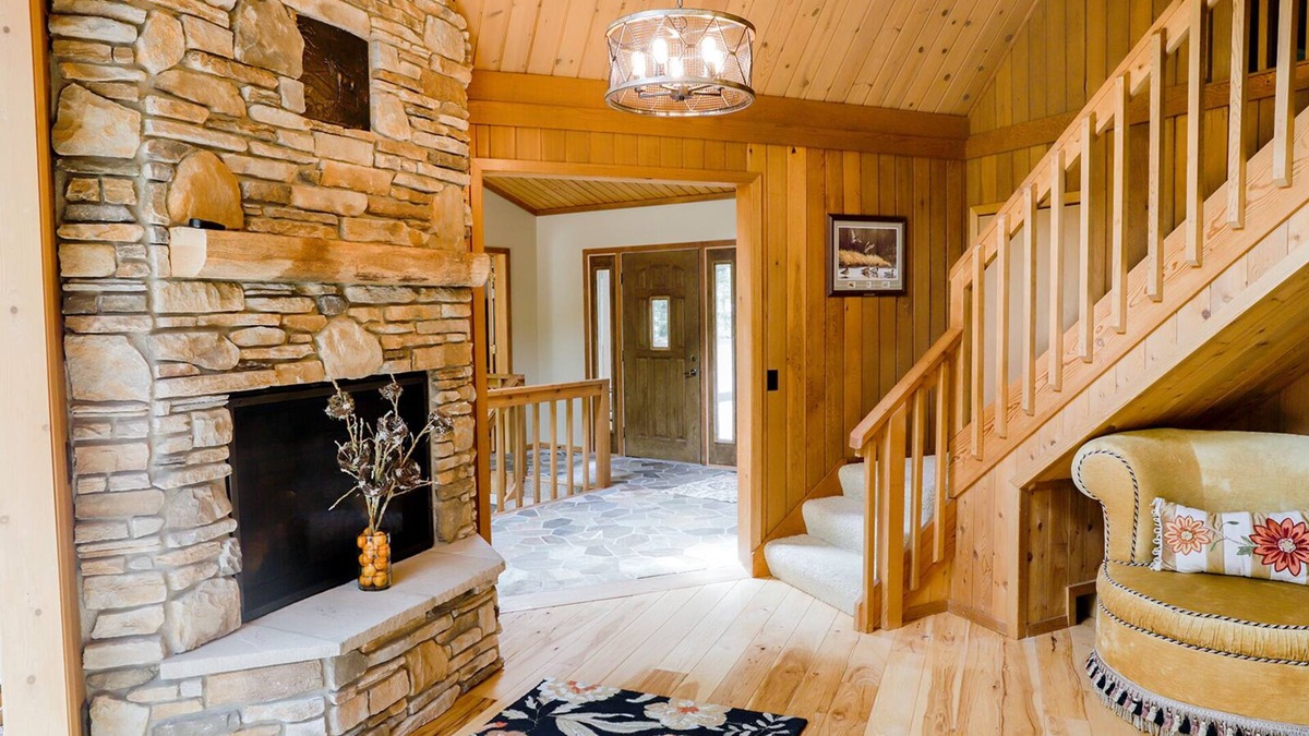 Lake Mills House | Welcome to the Treehouse. Our home away from home and hopefully yours too.