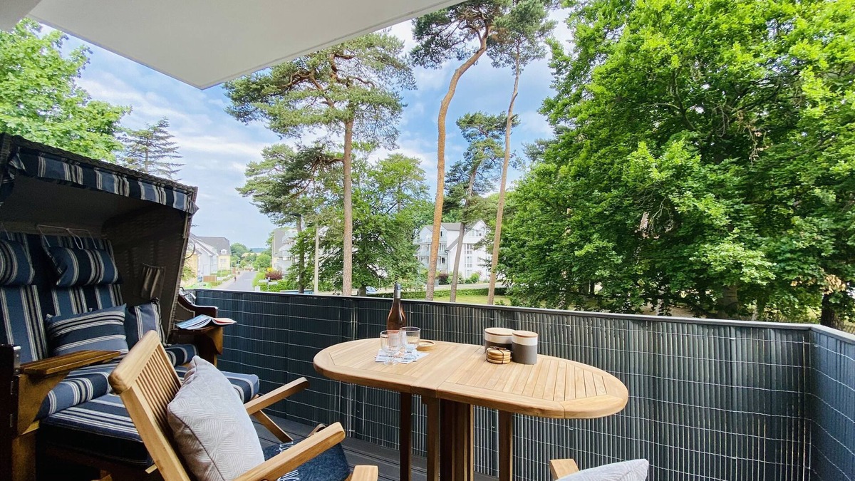 Sellin Apartment | Welcome to the vacation apartment Strandkorb & Meer in the Parkvillen Baabe