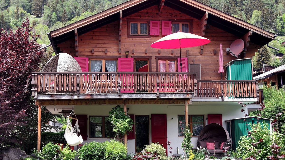 Fiesch Apartment | Welcome to the Valais villages of Fiesch, Fieschertal and the famous music villa