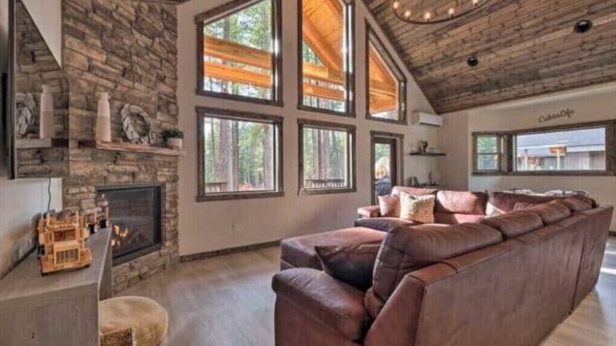 Ronald House | Welcome to the Wapiti Cabin! Near Lake Cle Elum!