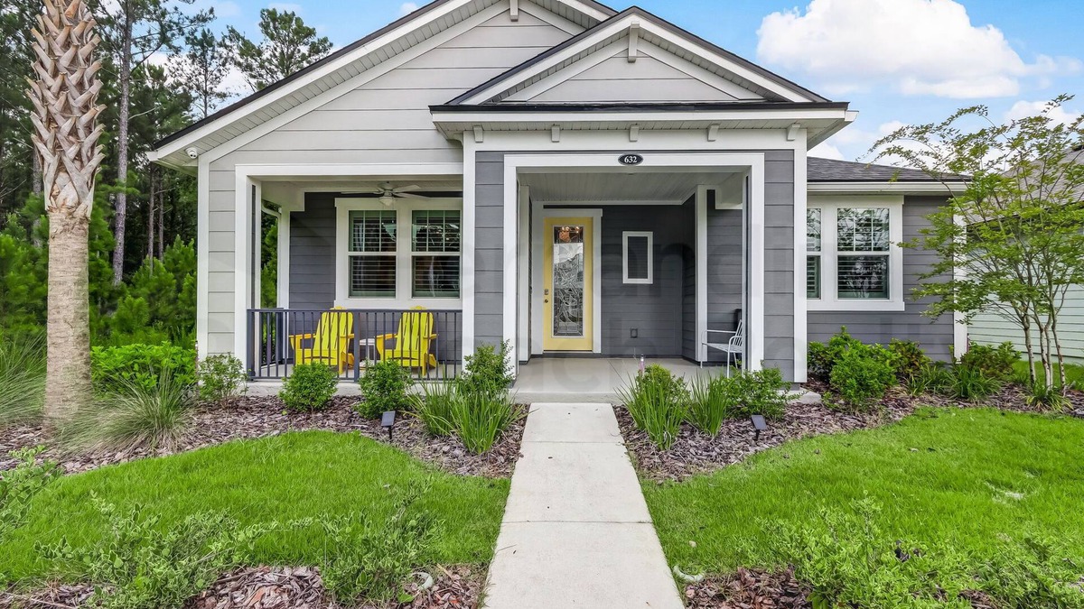 Yulee House | Welcome to this charming property in the beautiful community of Wildlight!