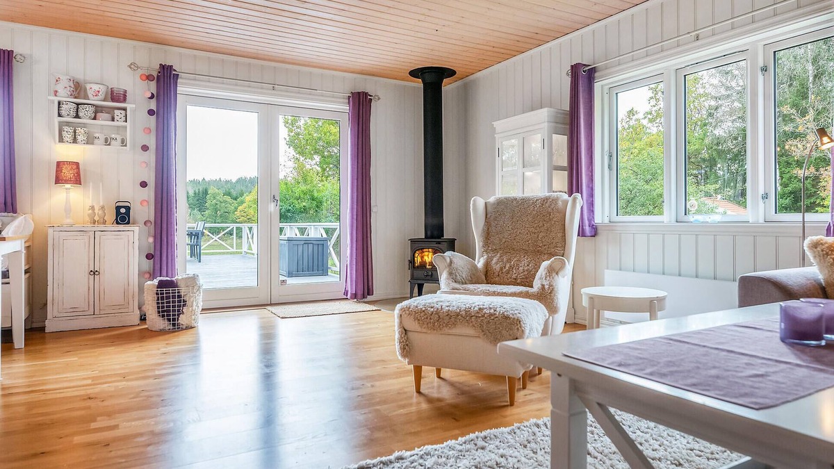 Uddevalla Municipality House | Welcome to this comfortable, spacious vacation home with outdoor whirlpool.