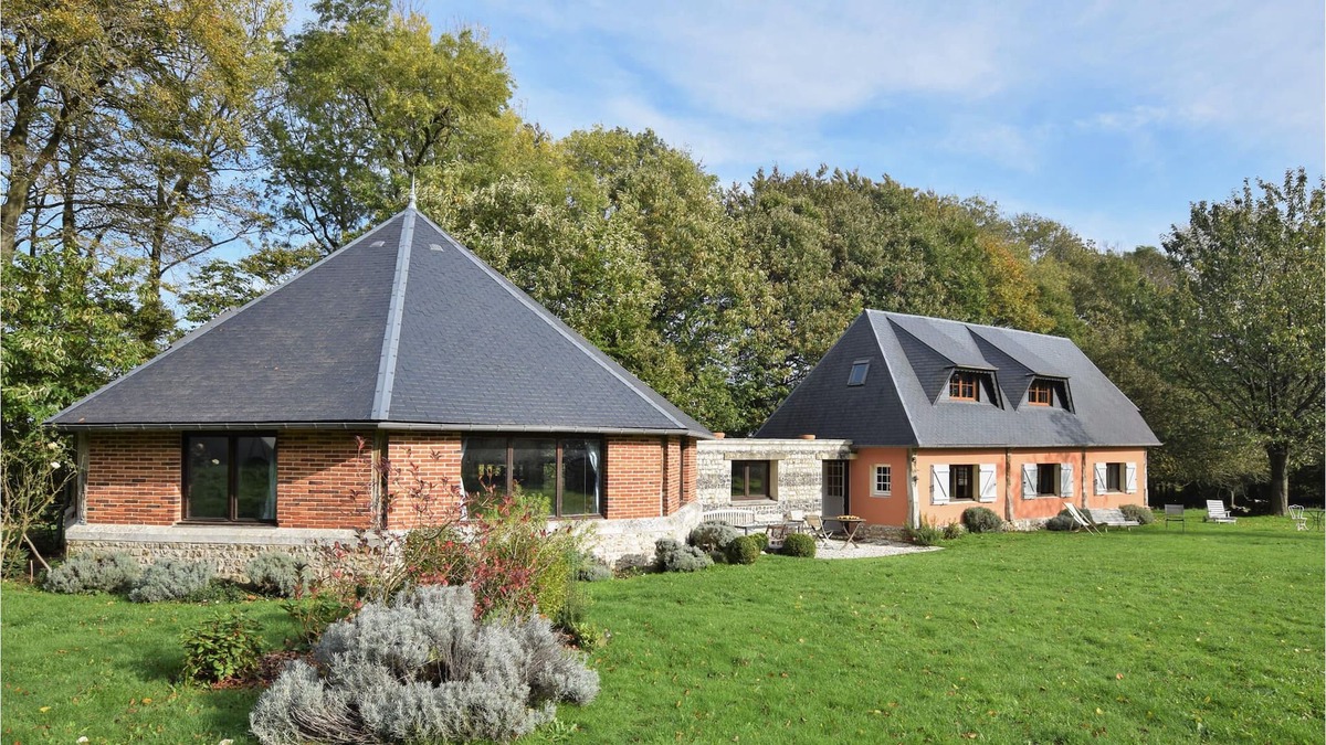 Le Tilleul House | Welcome to this pretty and typical of Pays de Caux cottage.