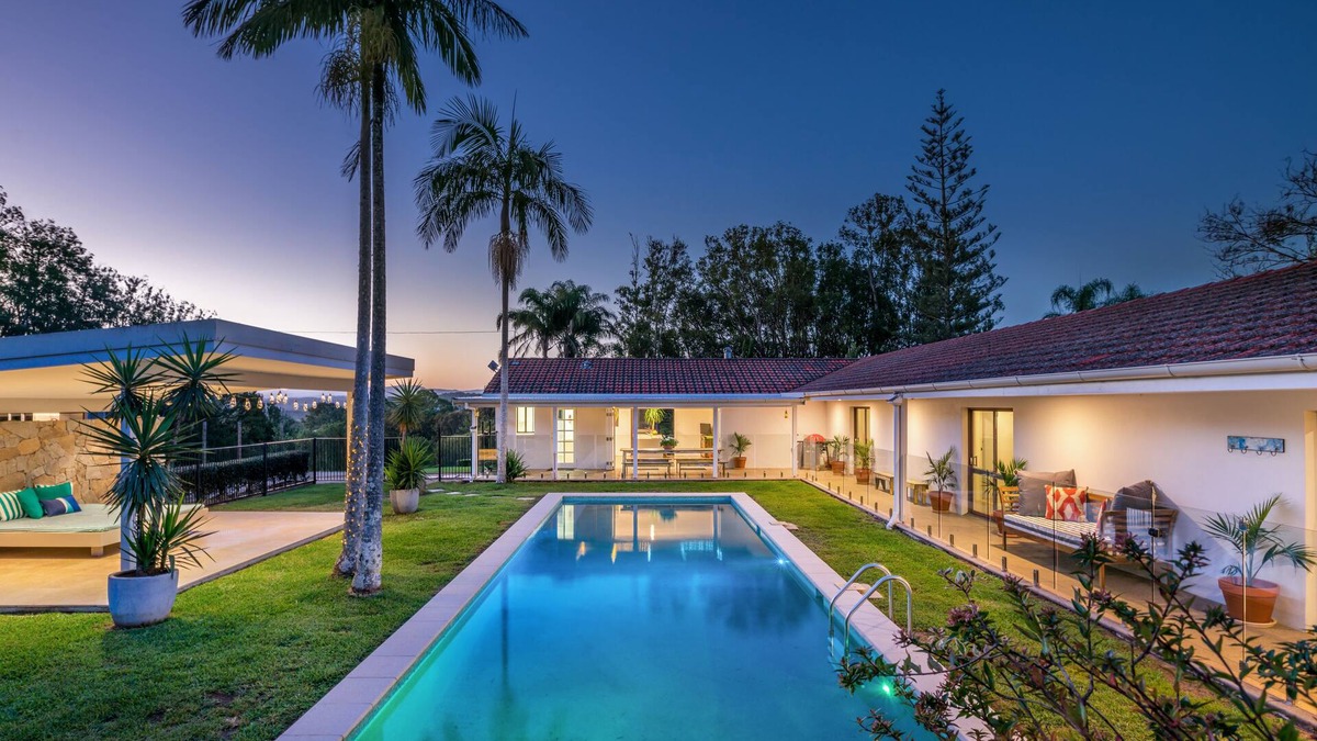 Pearces Creek House | Welcome to Tin Horse Ranch!