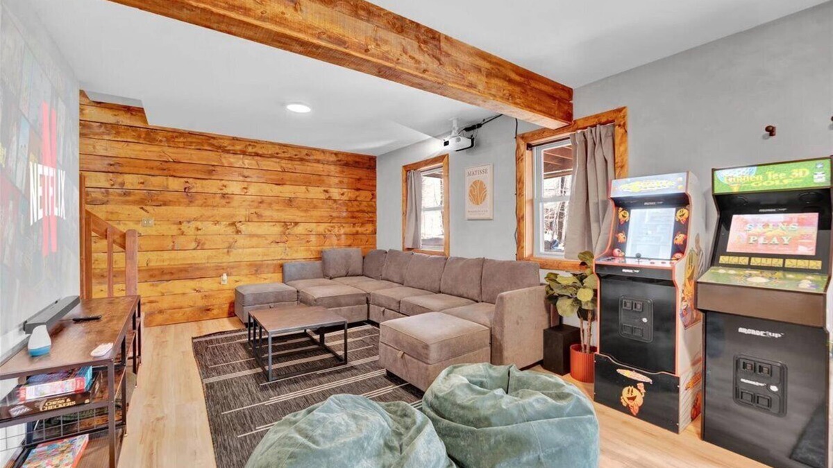 Gouldsboro Ski Chalet | Welcome to your A-FRAME FUN-FILLED home in the resort-like Big Bass Lake Community
