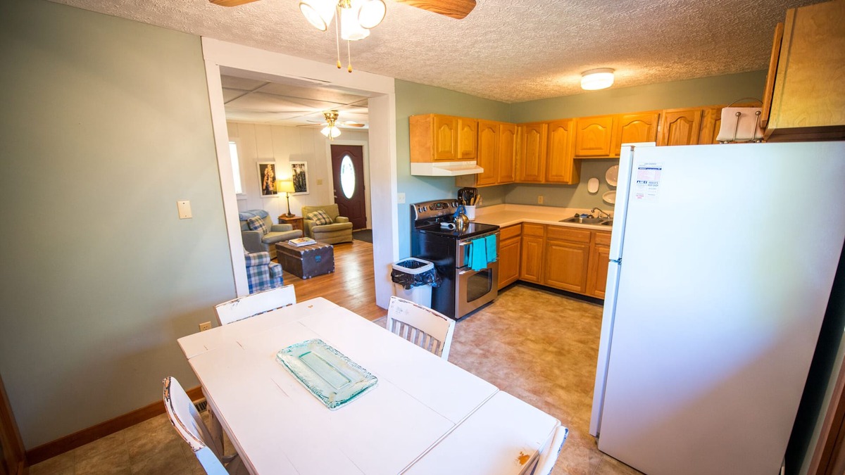 Saint Helens House | Welcome to your home away from home!