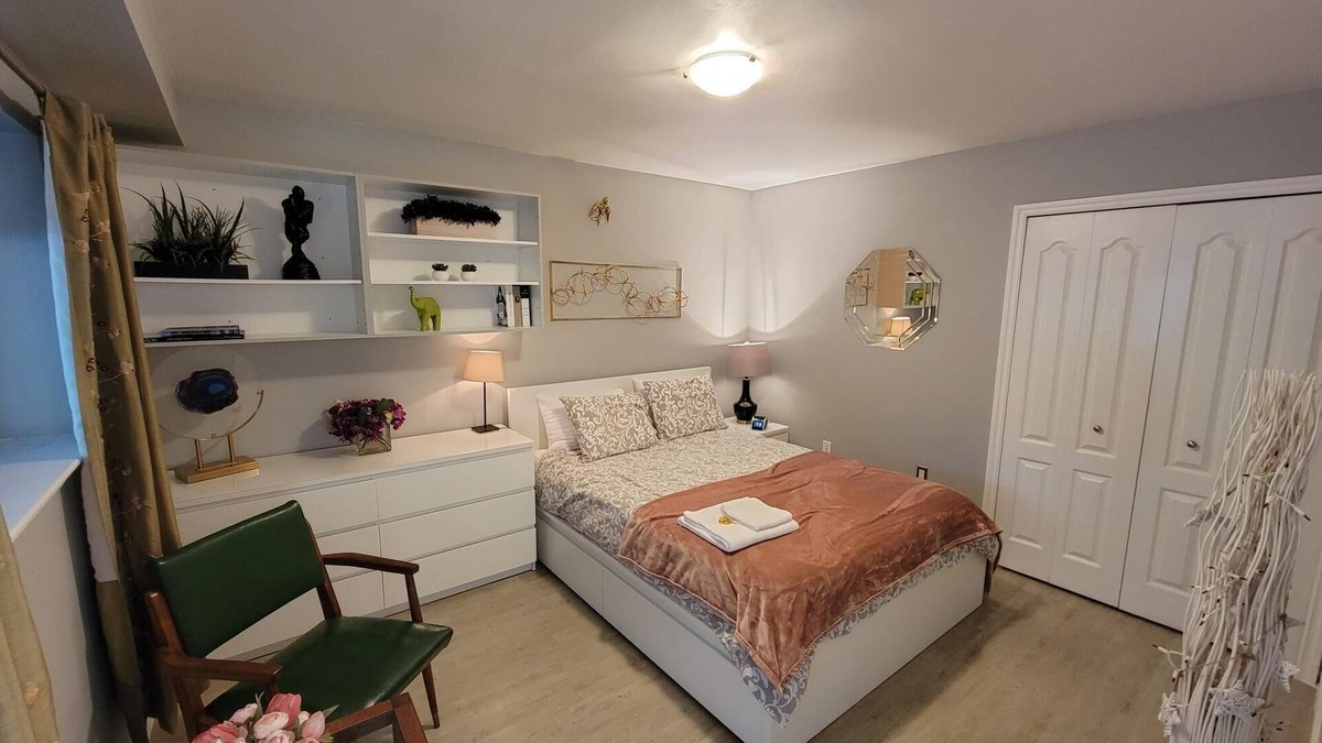 Langford Apartment | Welcome to your home away from home!