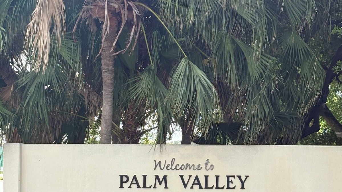 Palm Valley House | Welcome to your Palm Valley Country Club getaway