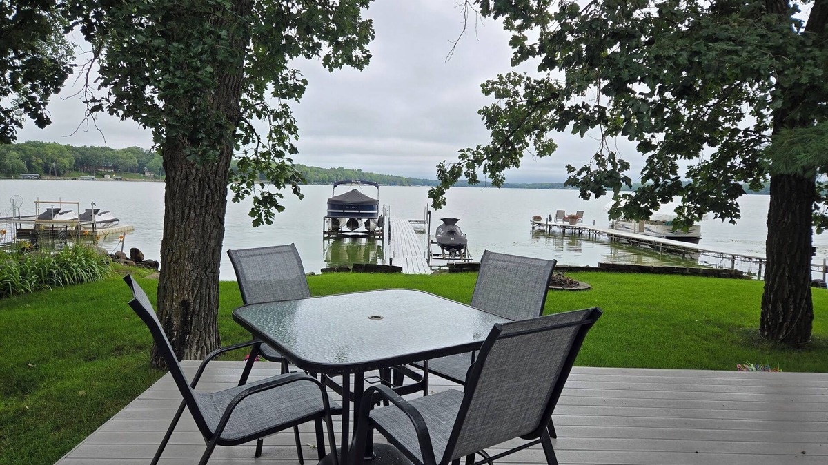 Clear Lake Cabin | Welcome to your relaxing getaway on the sought after Briggs Lake Chain!