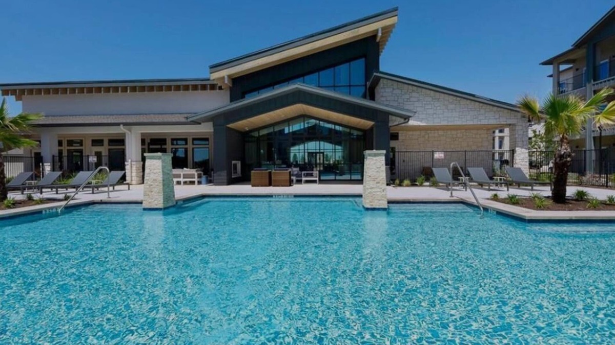Pflugerville Apartment | Welcome to Your Stylish Austin Getaway – Where Comfort Meets Convenience!