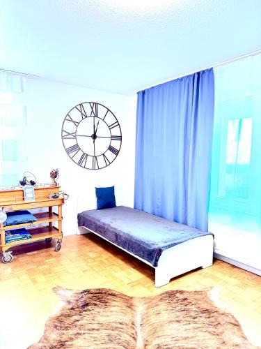 Region Hannover District Apartment | WelcomeToMessePremium Three Bedroom Apartment