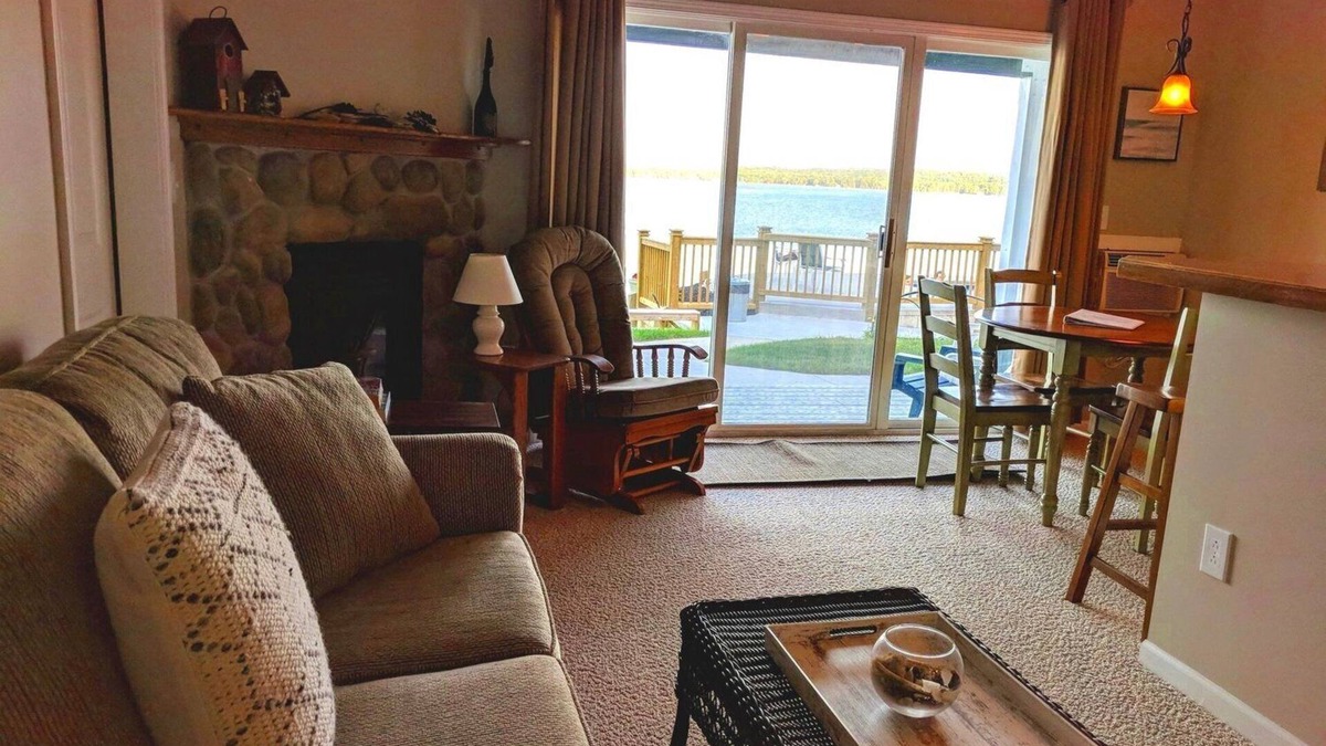 Onekama Condo | Welcoming 1-bedroom condo in Onekama