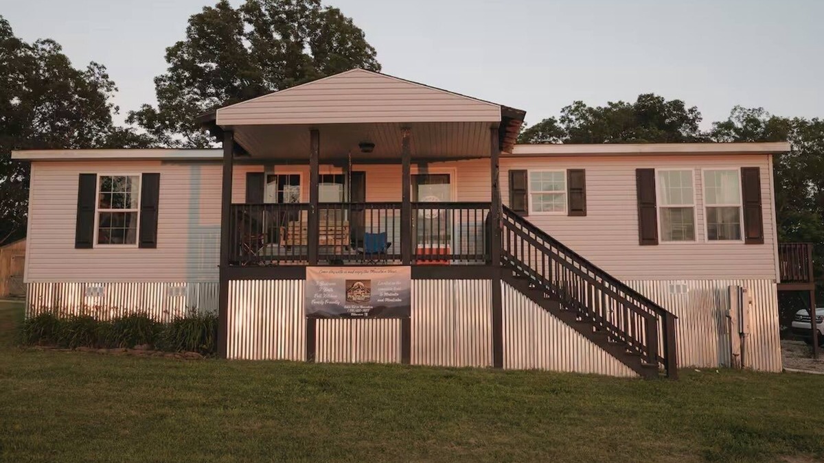 Bluewell House | Welcoming 3-bedroom house with AC in charming Rock