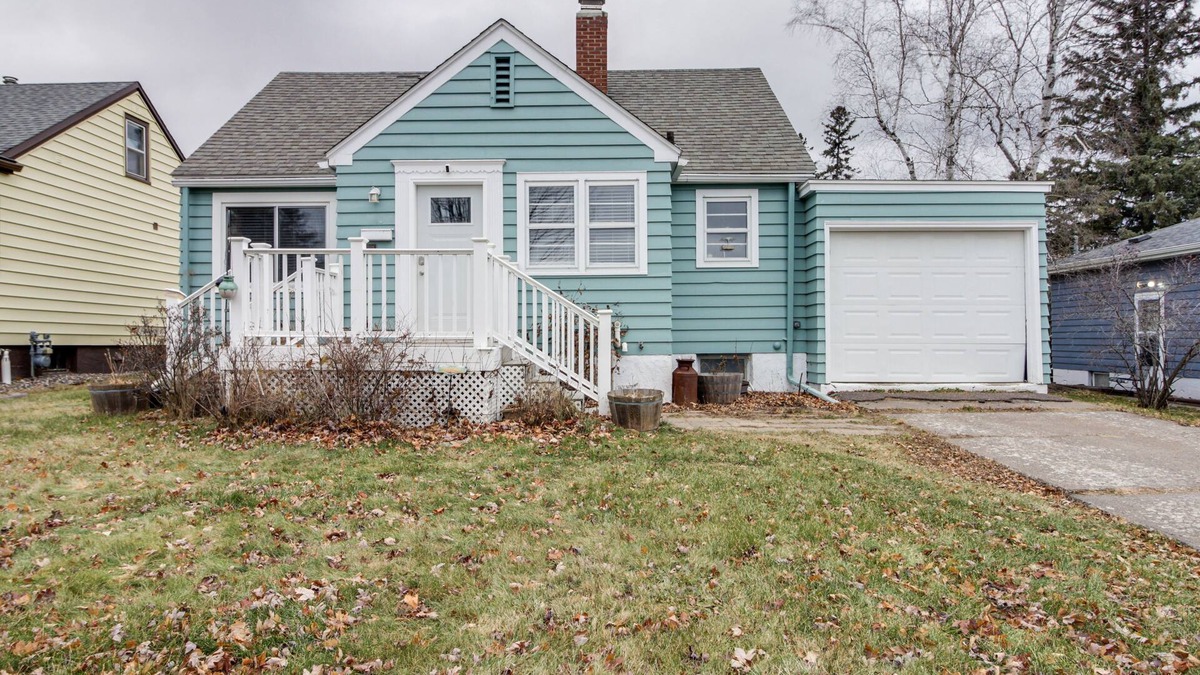 Lakeside - Lester Park House | Welcoming Duluth Home ~ 2 Mi to Brighton Beach!