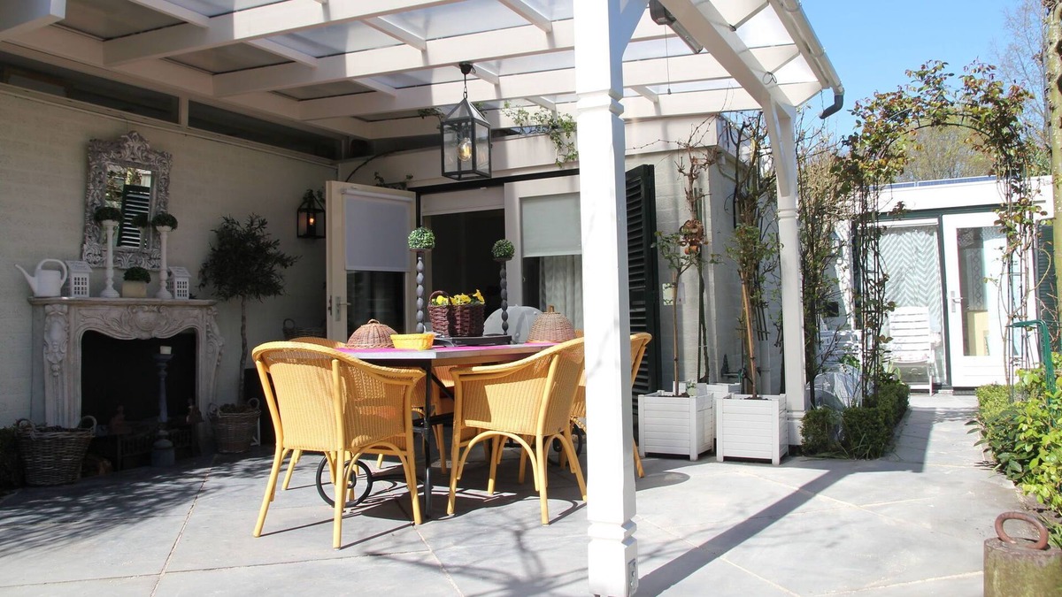 Municipality of Heiloo House | Welcoming Holiday Home in Heiloo with Sunlit Terrace
