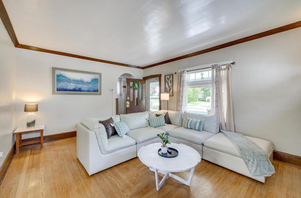 Boardman House | Welcoming Home in Youngstown with Private Backyard!