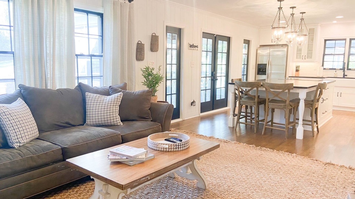 Charlotte House | Well-Appointed South CLT Ranch - Chef's Kitchen/King En Suite/Gas Fire Pit