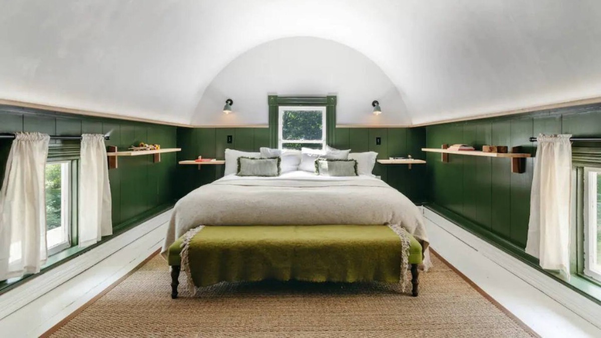 Pine Plains House | Well Crafted 2bd Stay in a 1880 Victorian Home