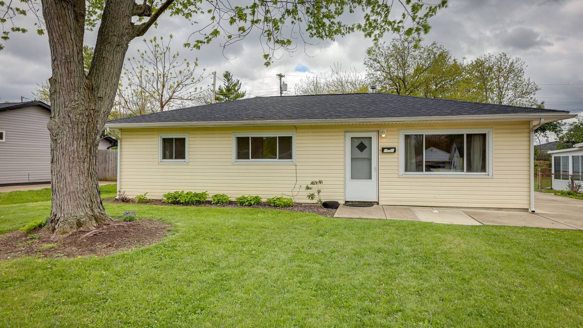 Riverside House | Well-Equipped Dayton Home: 5 Mi to University!