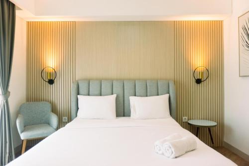 Pondok Aren Apartment | Well Furnished and Elegant 1BR at Bintaro Embarcadero Apartment By Travelio