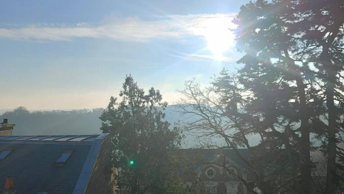 Laon Apartment | Well-lit apartment with a beautiful view Very well located for various visits