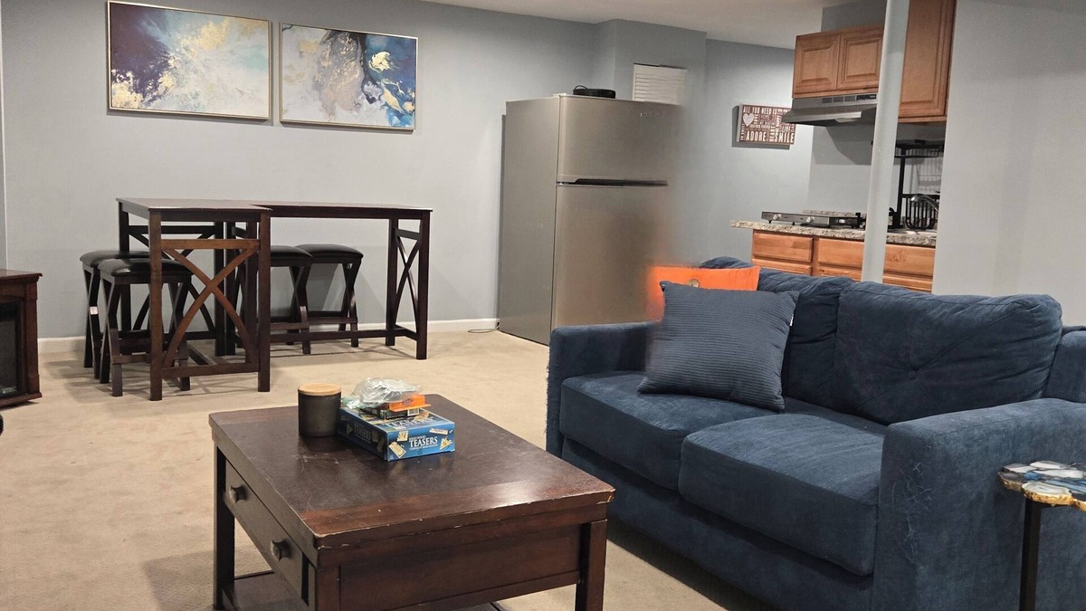 Lake Arbor Apartment | Well Located, Well Loved