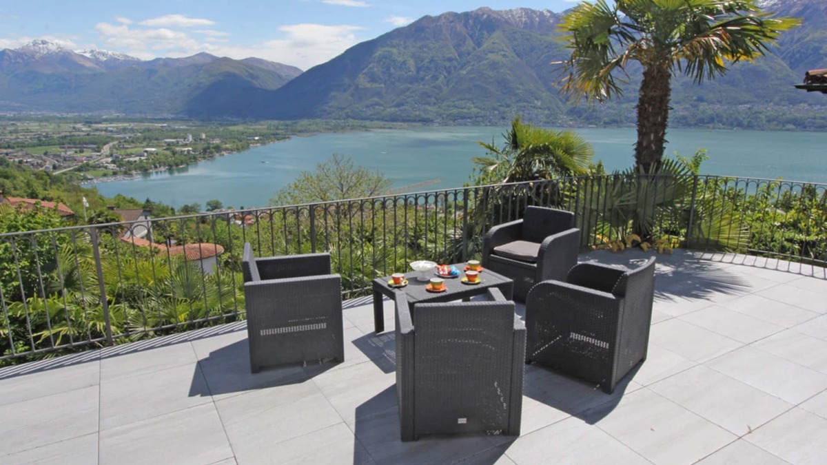 Brione sopra Minusio House | Well-maintained detached house on a sunny slope above Locarno with panoramic views