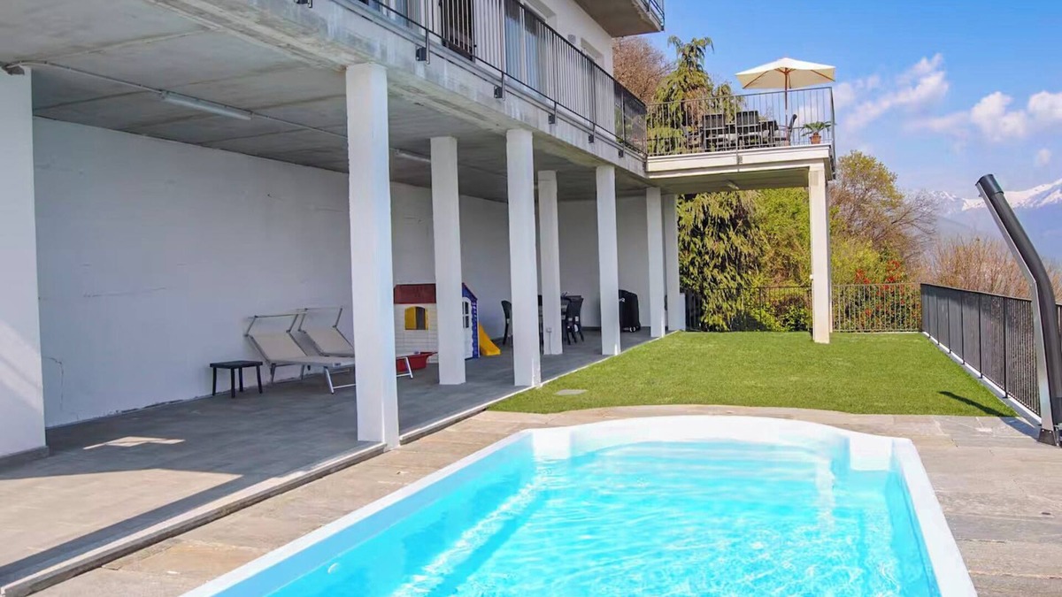 Trarego Viggiona Apartment | Well maintained 4 room apartment with dream view and solar heated pool