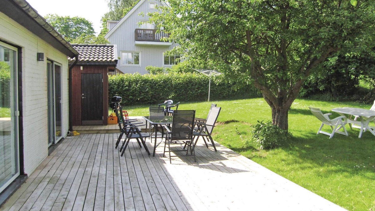 Molndal House | Well maintained house in quiet in the beautiful villa area of Mölndal.