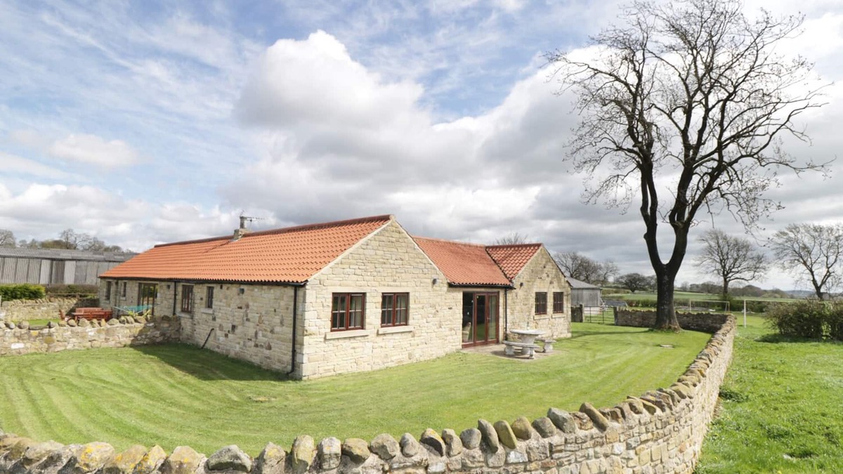 Wackerfield Cottage | WELLBERRY, family friendly, with open fire in Staindrop
