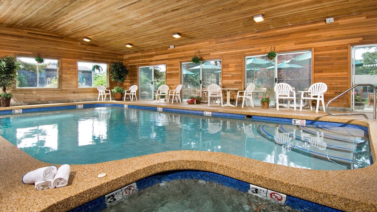 Wellfleet Hotel | Wellfleet Motel and Lodge