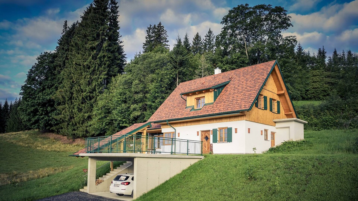 Schwanberg House | Wellness holiday home in glassworks