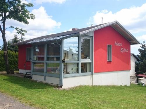 Schnett House | Wellness Home with Garden