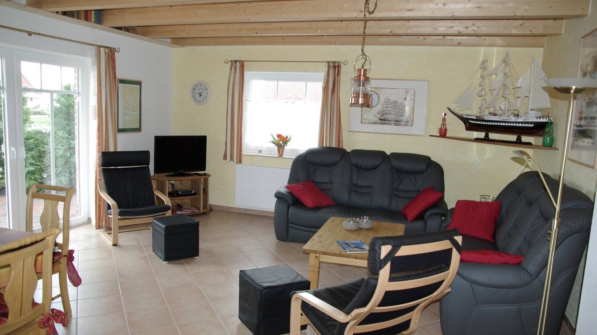 Krummhoern House | Wellness House for 8 pers. with sauna and fireplace, carport and patio