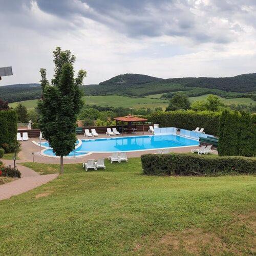 Dunaszentmiklos Apartment | Wellness Park Apartman