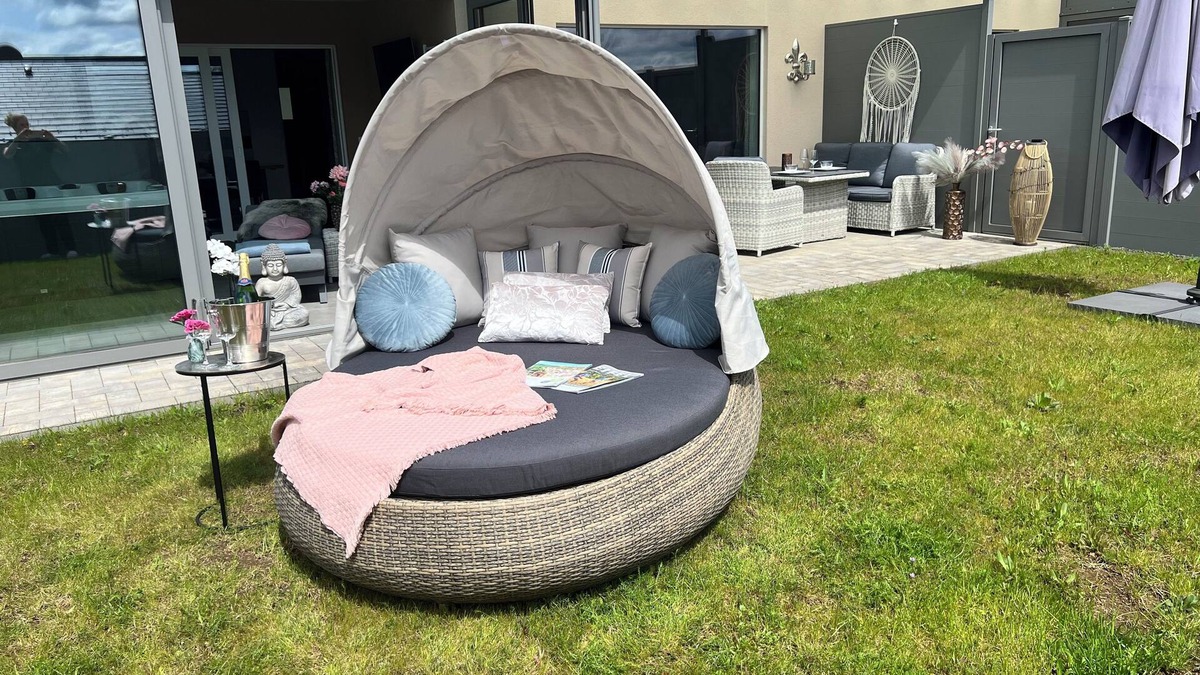 Habscheid Apartment | Wellness-suite mit Eingezäunten Garten/Eifel/wellness/whirlpool/für Paare