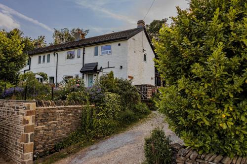 Holmfirth House | Wells Cottage