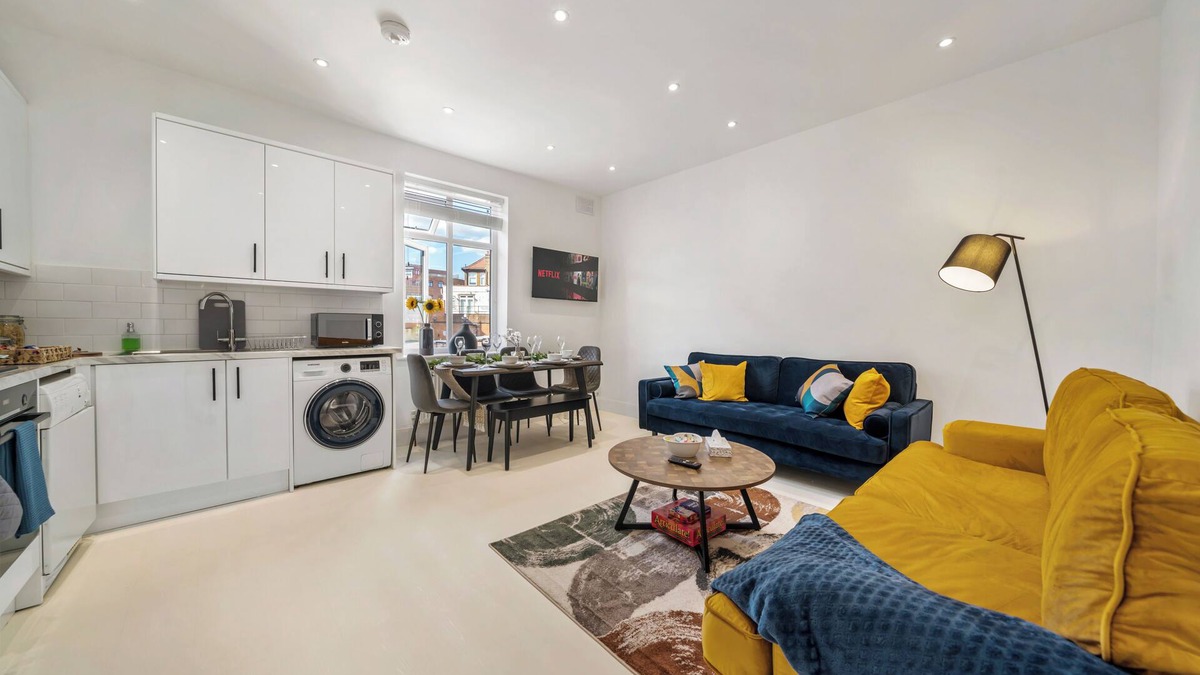 Tokyngton Apartment | Wembley stadium 2 Bedroom Luxury Apartment FREE PARKING & Sleeps 6