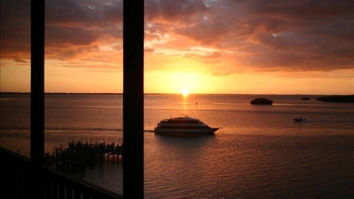 Punta Rassa Condo | Were 100% & Better than ever, Redecorated, New LR furniture, Bikes - Great Rates