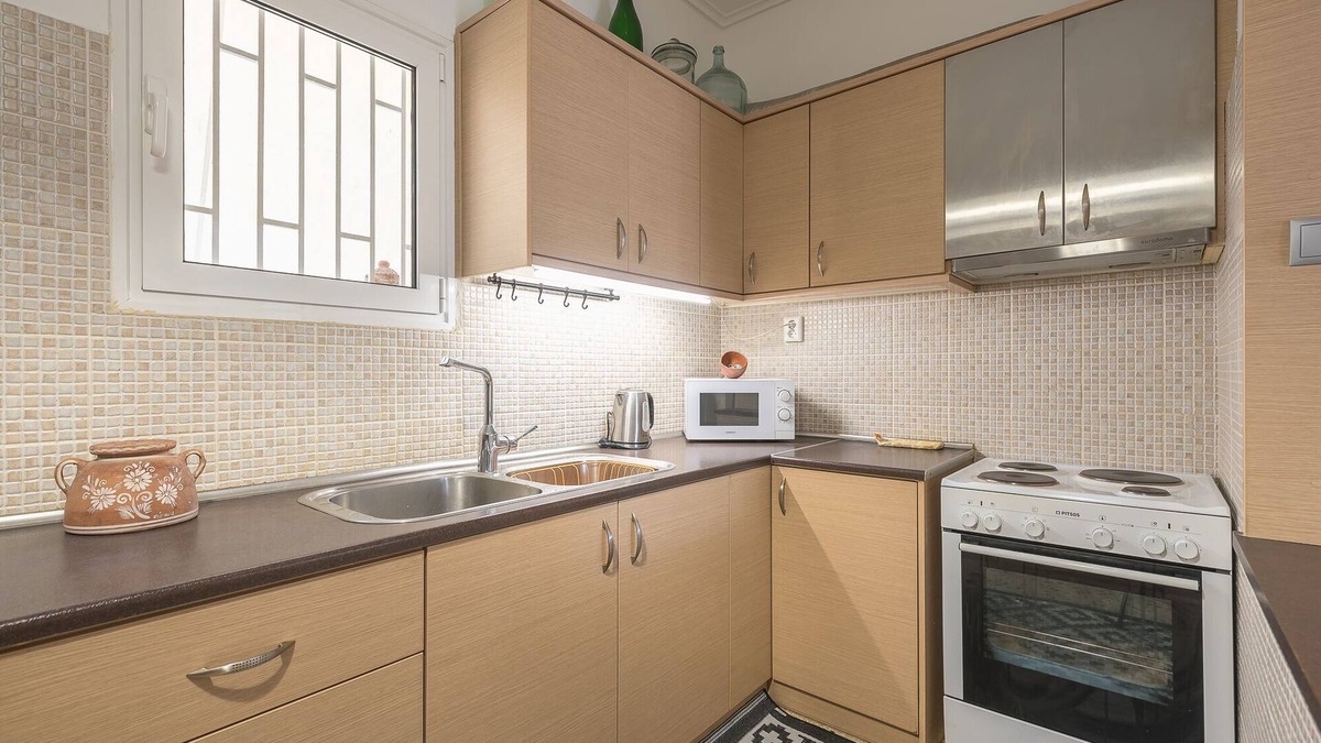 Petroupoli Apartment | WEST ATHENS APARTMENT