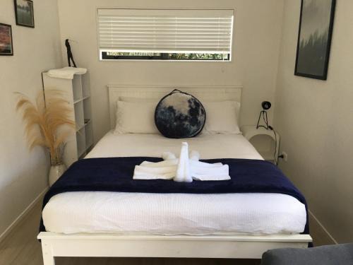 Henderson House | West Auckland Delight Stay