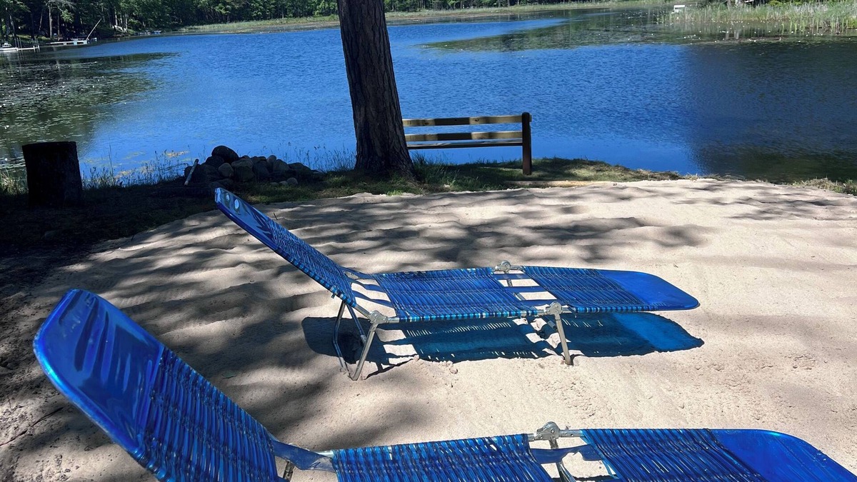 West Branch House | West Branch, Clear Lake, Charming Cottage, ORV and Snowmobile trails.