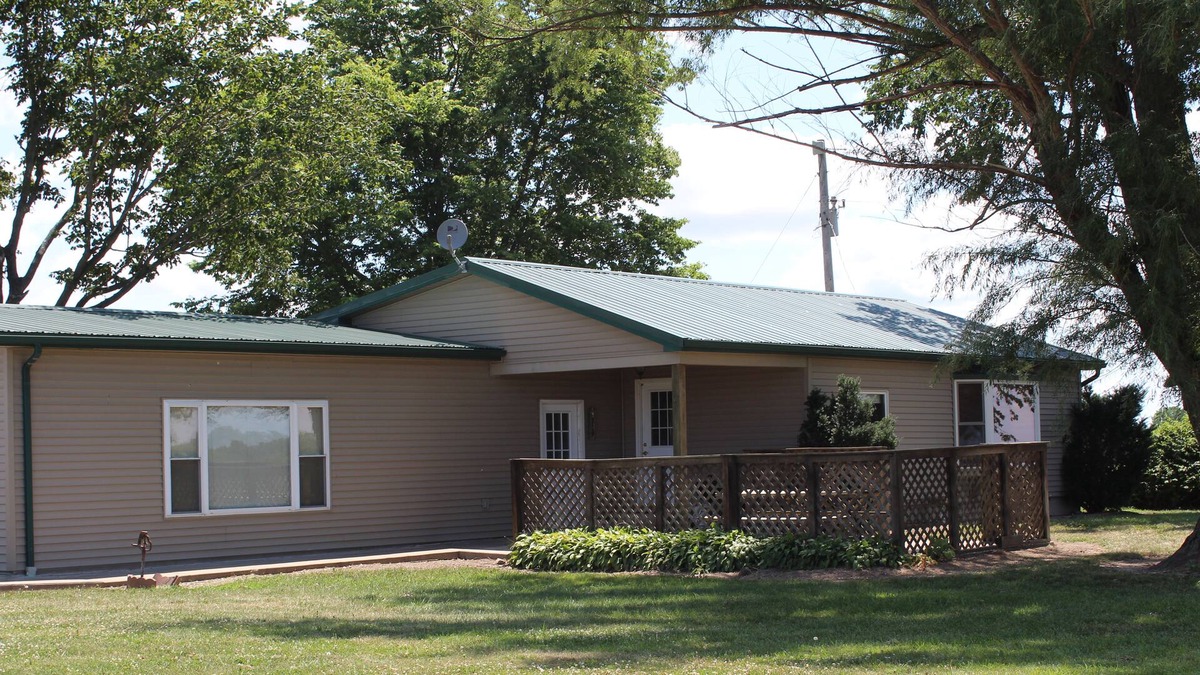 Pittsfield Cabin | West Central Lodging