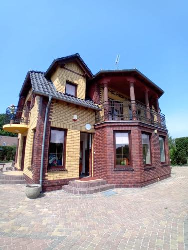 Pustkowo Apartment | West Cliff Apartament