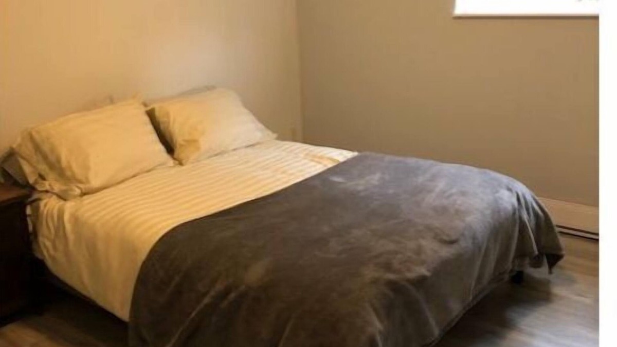 Otter Point House | West Coast 3 Bedroom Quiet Home